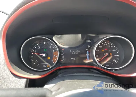 2017 Jeep Compass Trailhawk z USA, uszkodzony, nr VIN 3C4NJDDB4HT636215